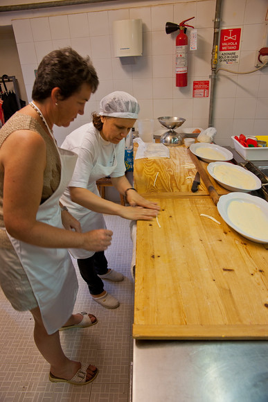 Italian Hols 003 
 Castel Rigone Cookery Course 
 Keywords: Hilder family holiday, Piers Photo.