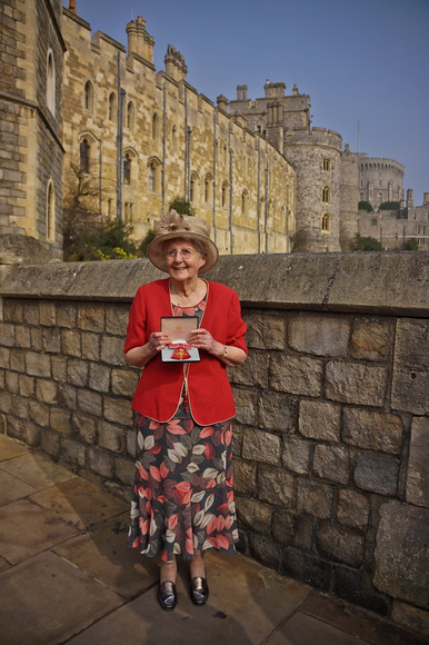 Mums OBE 027 
 Mum's OBE 2012 
 Keywords: Piers Photo, OBE, Windsor Castle, Felicity Hilder, Lymphoma Association