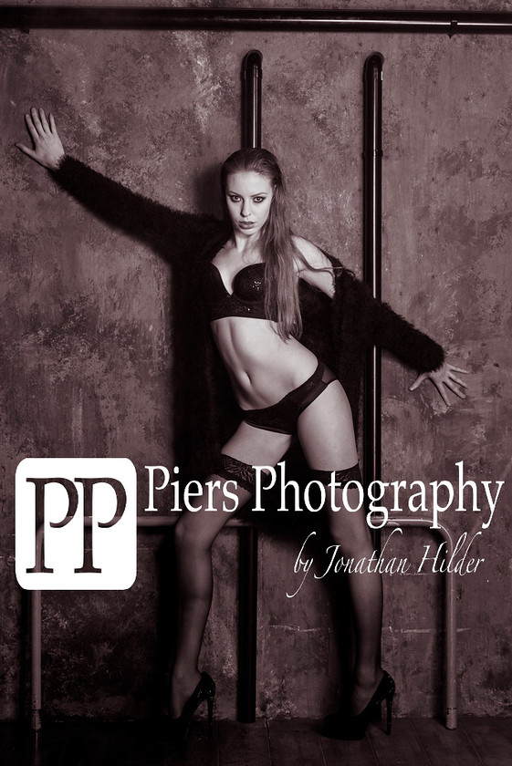 Piers models 020 
 Model collection 
 Keywords: Piers photography, Model Photography,