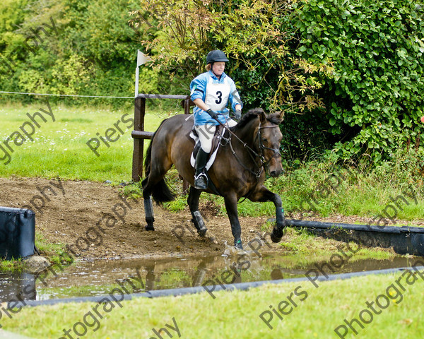 LSE Horse Trials 100 
 LSE Horse Trials 
 Keywords: London and South East Horse Trials, Piers Photo