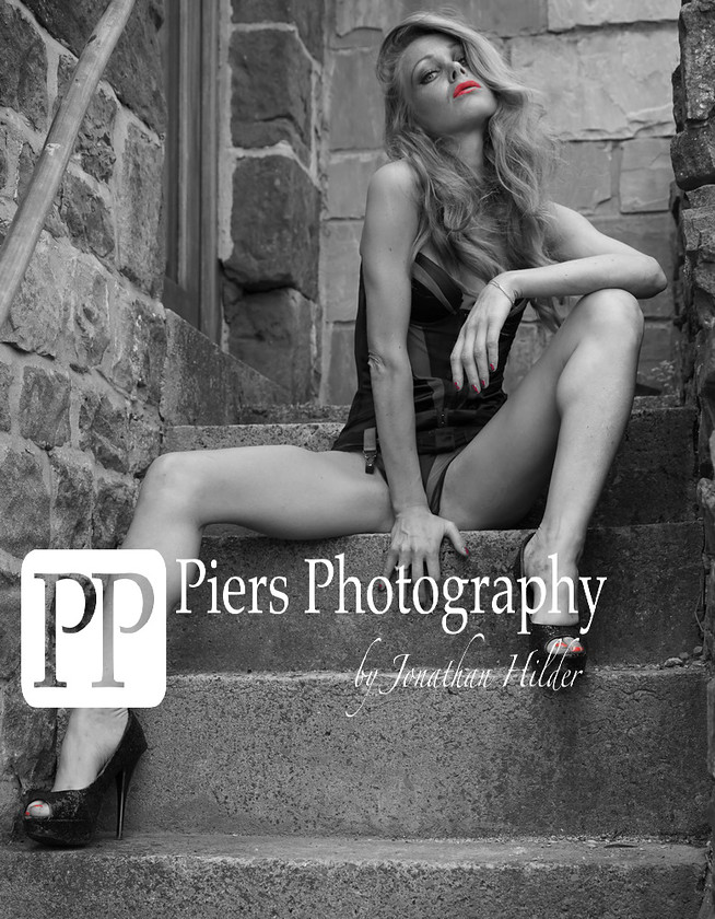 Piers models 013 
 Model collection 
 Keywords: Piers photography, Model Photography,