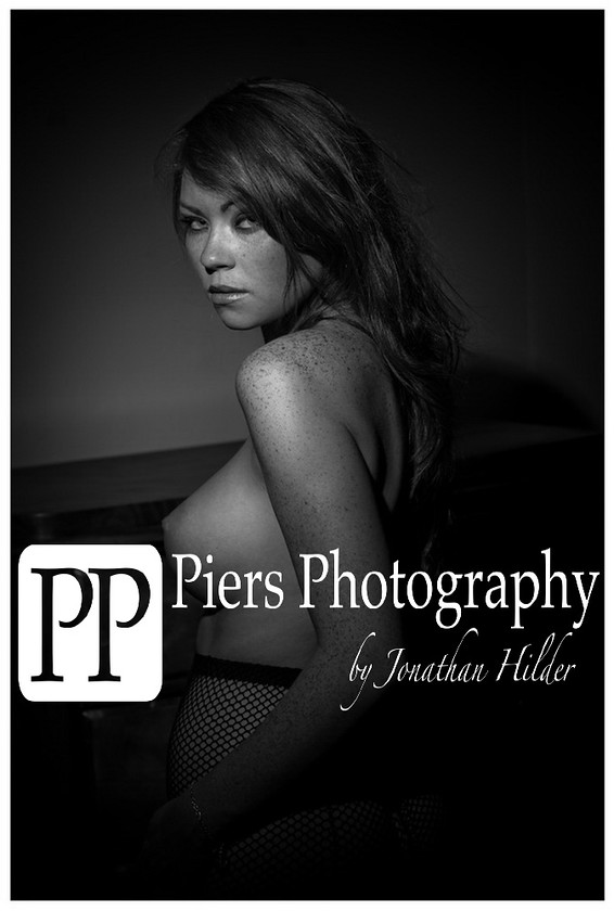Piers models 001 
 Model collection 
 Keywords: Piers photography, Model Photography,
