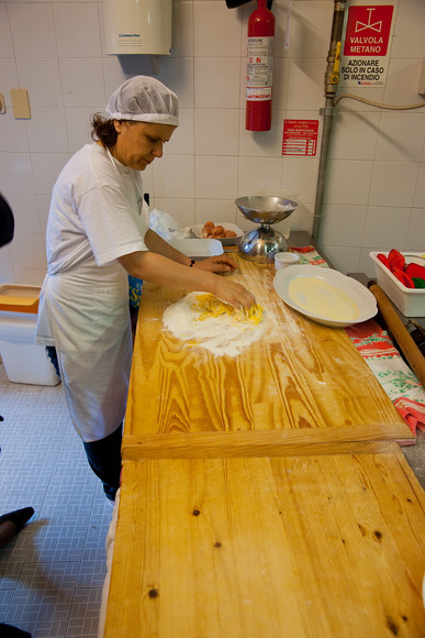 Italian Hols 007 
 Castel Rigone Cookery Course 
 Keywords: Hilder family holiday, Piers Photo.