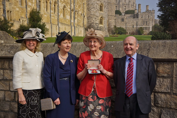 Mums OBE 032 
 Mum's OBE 2012 
 Keywords: Piers Photo, OBE, Windsor Castle, Felicity Hilder, Lymphoma Association